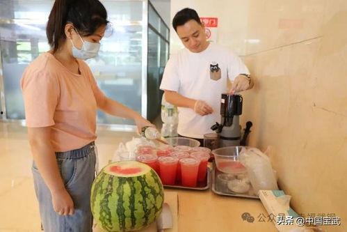 肥西麦当劳吃瓜事件视频,一场引发网友热议的食品安全风波