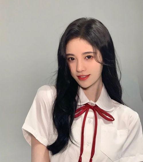 鞠婧祎每日吃瓜视频,娱乐圈幕后趣闻大揭秘