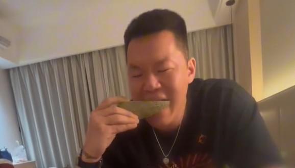 吃瓜视频最新,揭秘娱乐圈最新热点事件，带你领略明星幕后故事