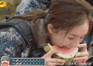 吃瓜群众领口罩视频,防疫行动暖人心