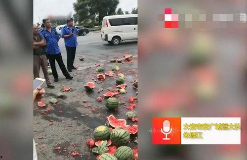青岛操场吃瓜事件视频,校园冲突引发社会关注