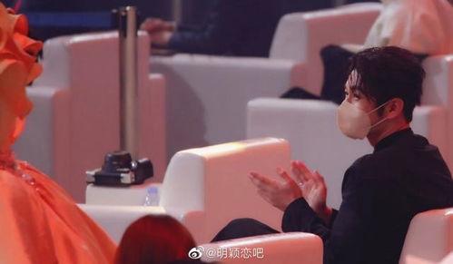 吃瓜同框视频,揭秘娱乐圈幕后故事