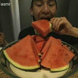 武汉吃瓜哥的视频,揭秘武汉街头美食风云录