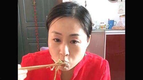 东北人台湾人吃瓜视频,趣味横生文化碰撞