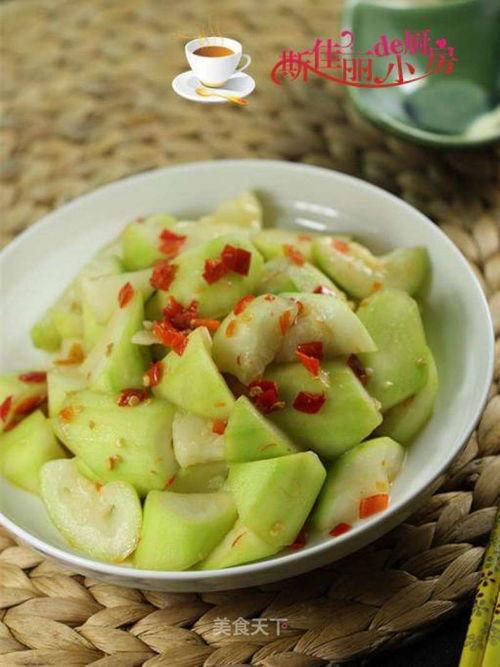 瓠瓜炒着吃用去皮吗视频,去皮还是不去皮，视频揭秘烹饪技巧